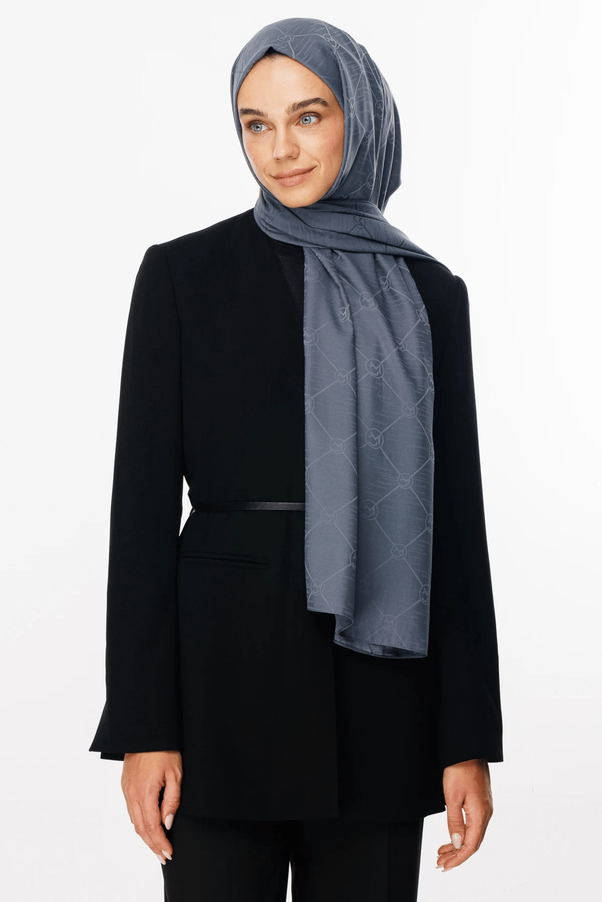 Füme Moon Is Desen Jakar Şal · Monogram Jakar · görsel 3