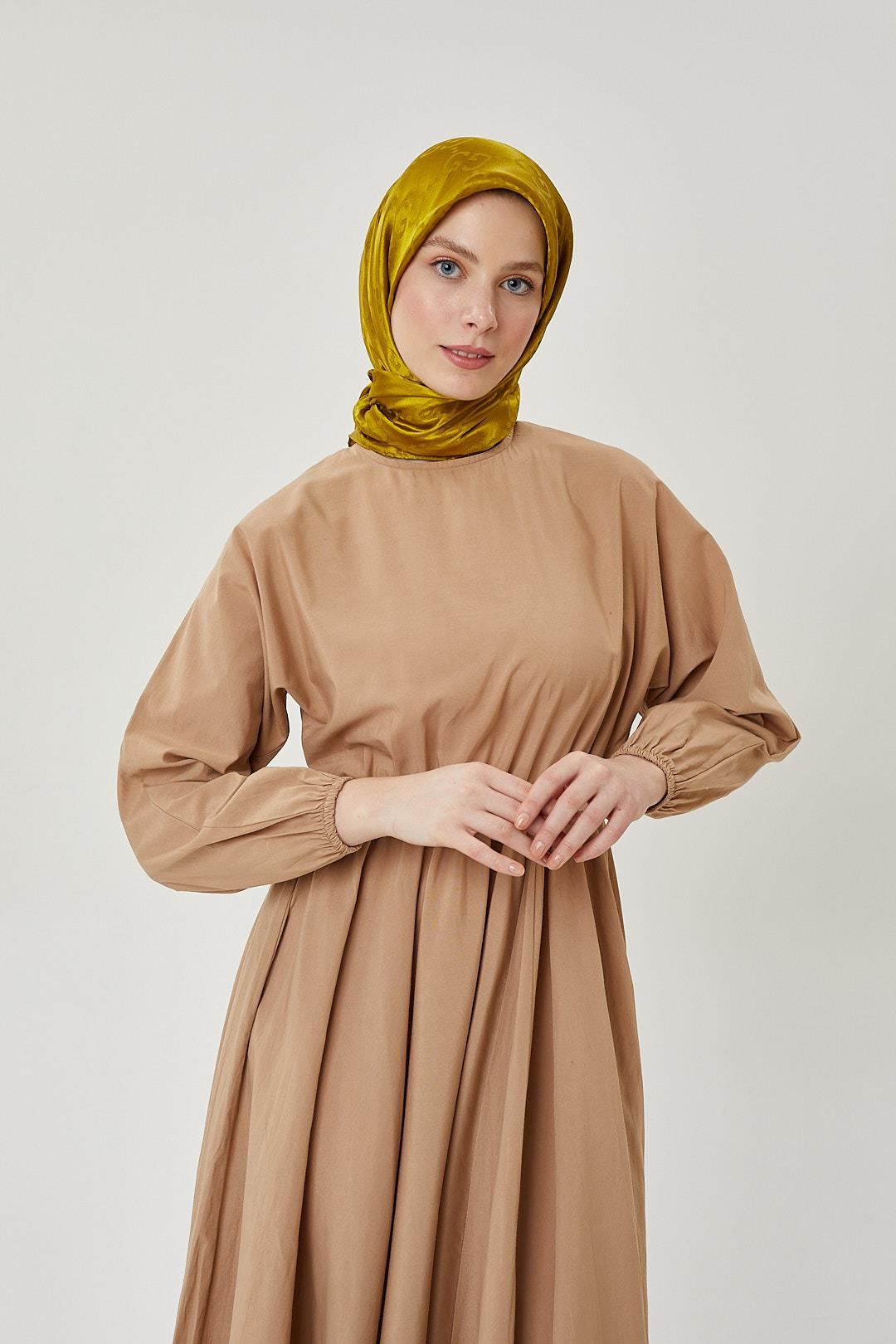 Olive Yeşil G Desen Parlak Jakar Eşarp · görsel 3