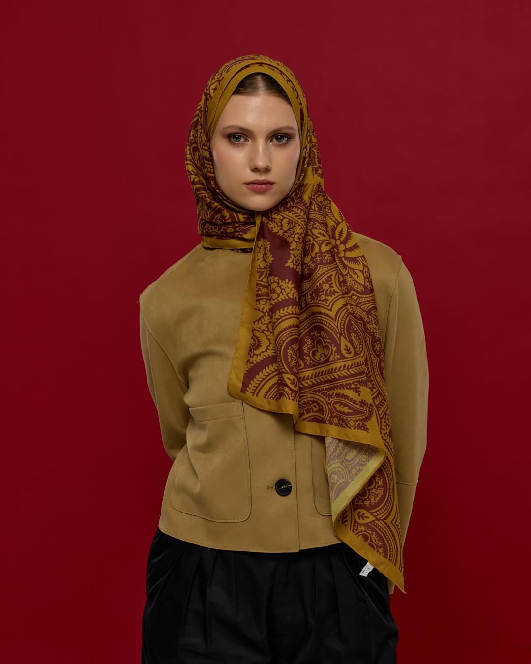 Saf Altın & Tarçın Rüzgarı Sultani Desen Şal - 32 · görsel 2