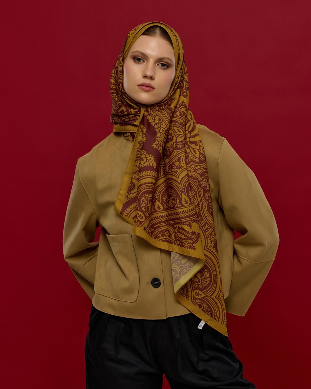 Saf Altın & Tarçın Rüzgarı Sultani Desen Şal - 32 · görsel 3