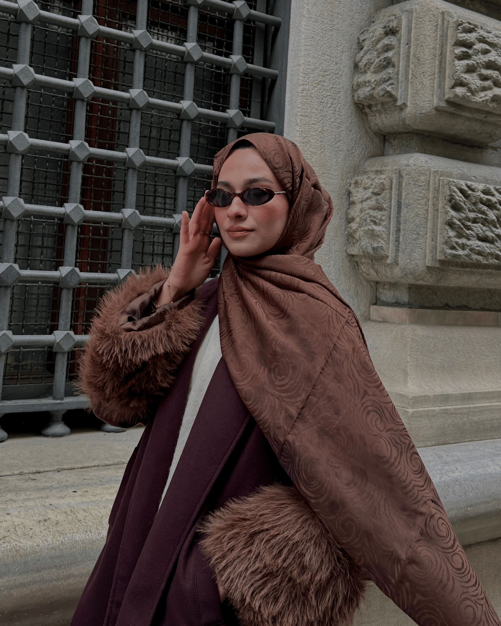 Tozlu Kahve Revan Desen Jakar Şal · İpeksi Jakar · görsel 2
