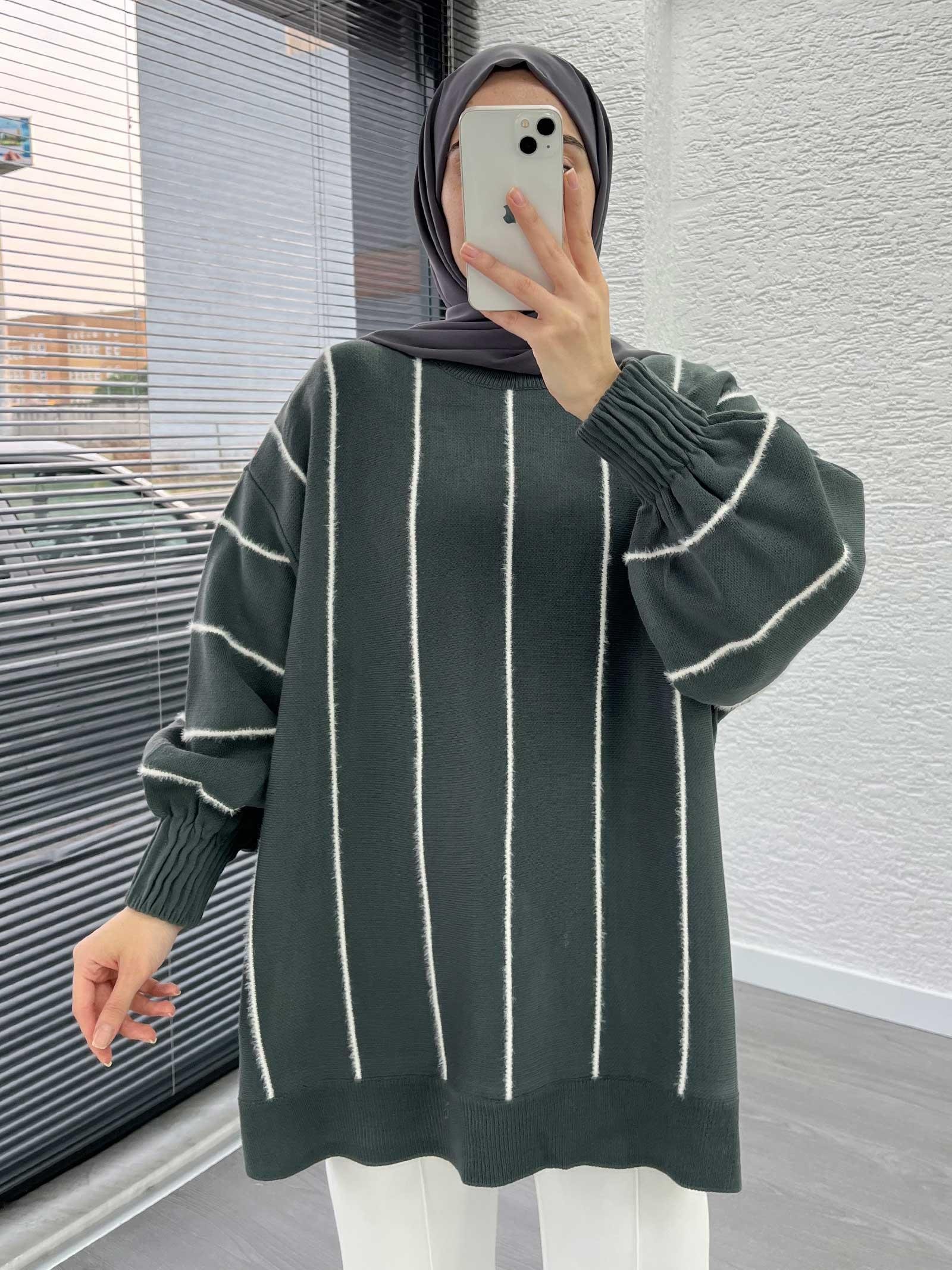 Füme Oversize Kolu Lastikli Çizgili Kadın Kazak