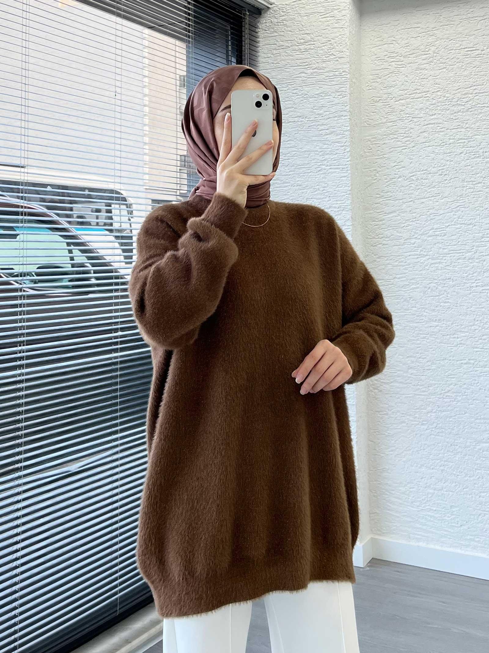 Kahverengi Sakallı Oversize Kadın Kazak