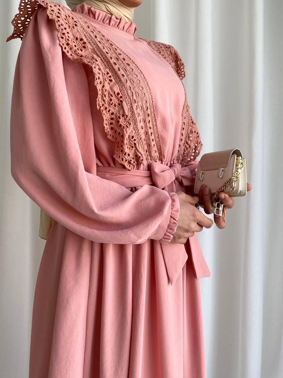 Pembe Fistolu Elbise
