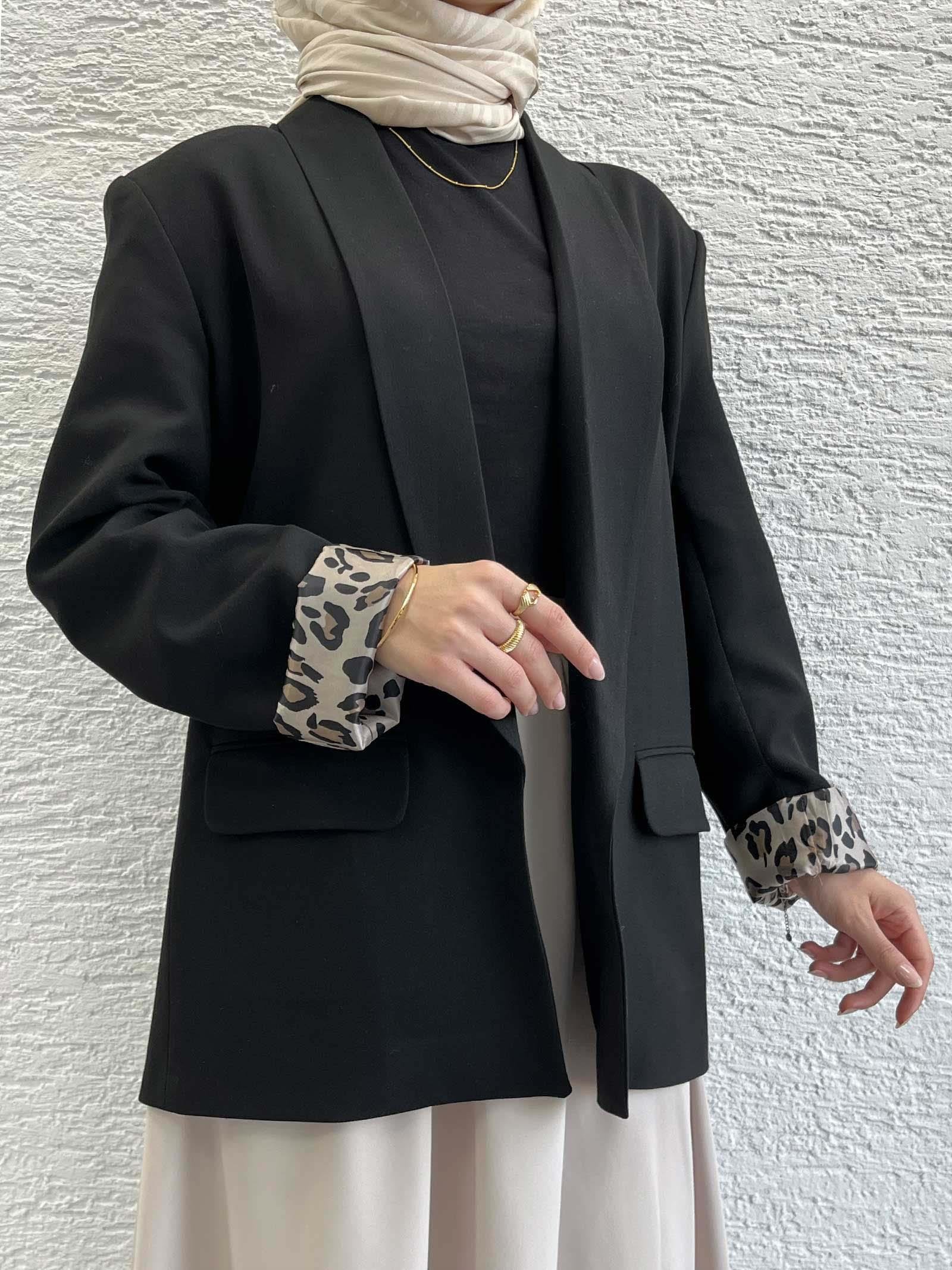 Siyah Leopar Desenli Astarlı Şık Kadın Ceket