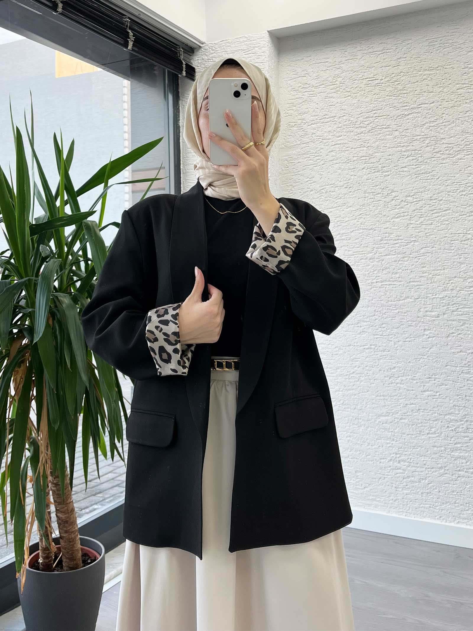 Siyah Leopar Desenli Astarlı Şık Kadın Ceket