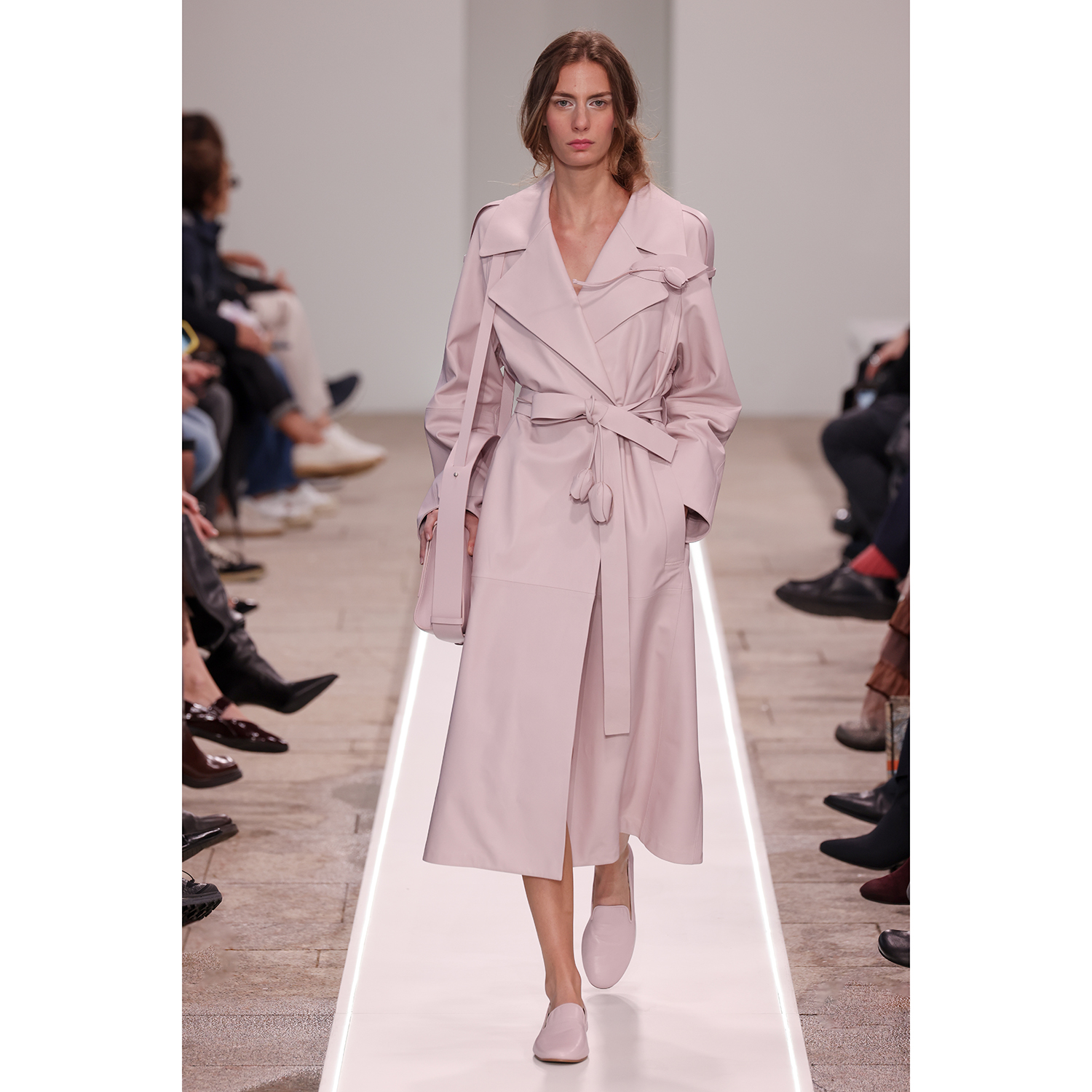 K14994 | LEATHER ROBE TRENCH COAT