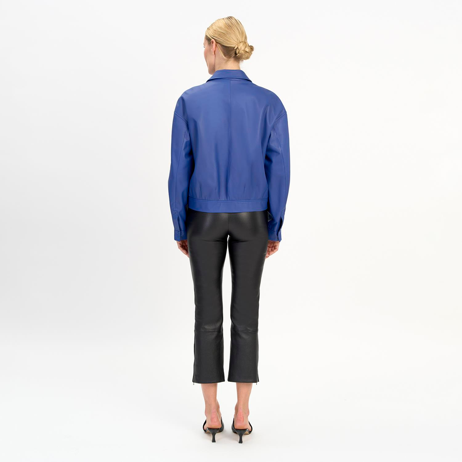 K14430 | LEATHER EGG-SHAPED BOMBER JACKET