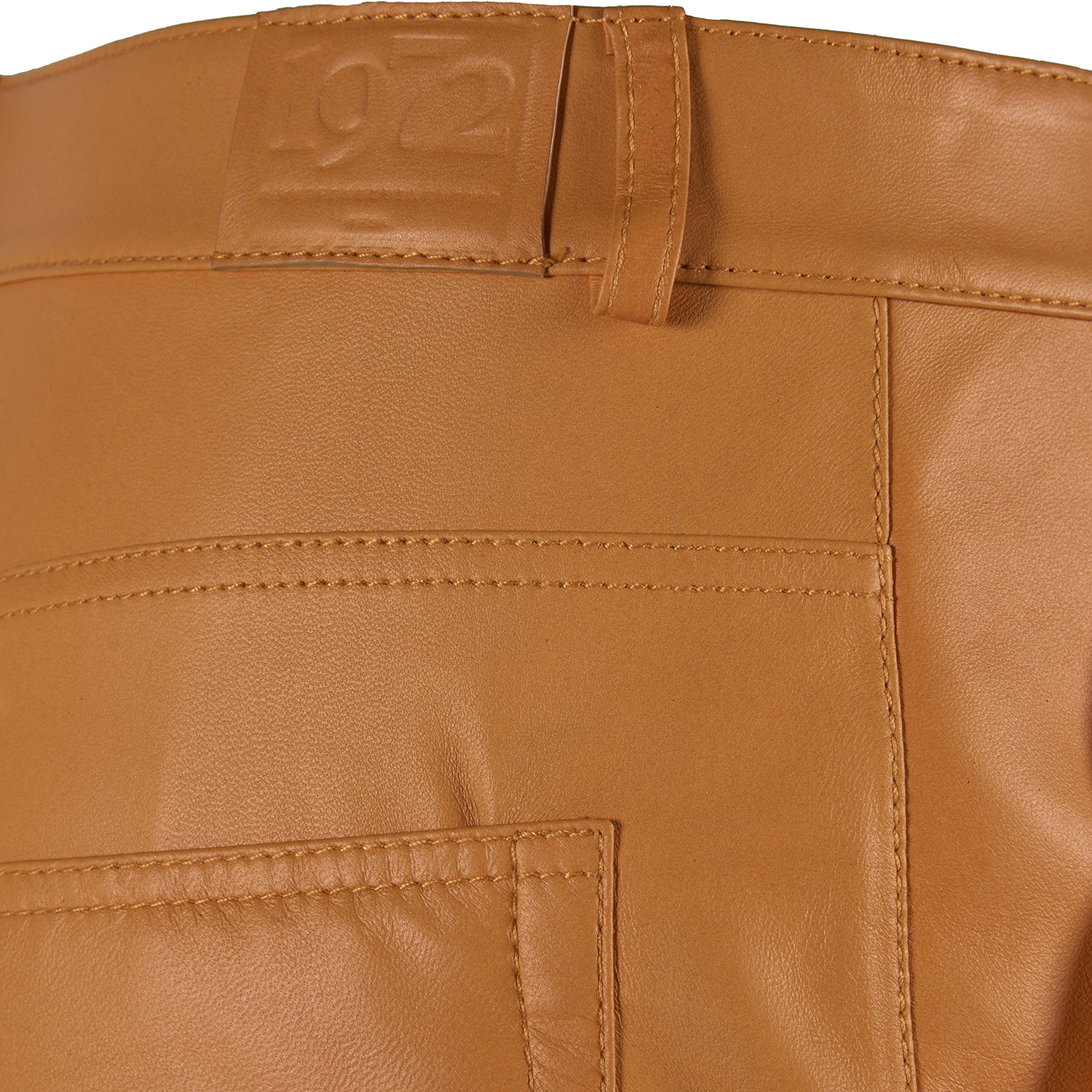 K14915 | LEATHER STRAIGHT LEG PANTS