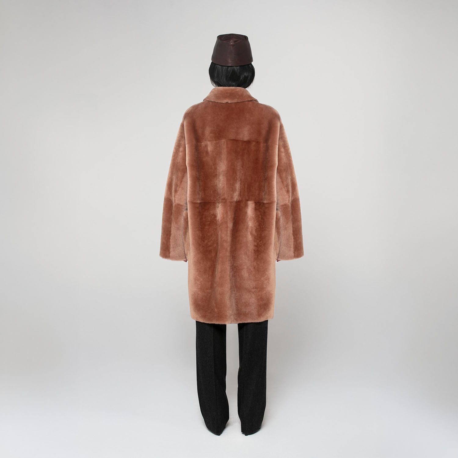 K15174- SHEARLING REVERSIBLE CHEMISE COAT
