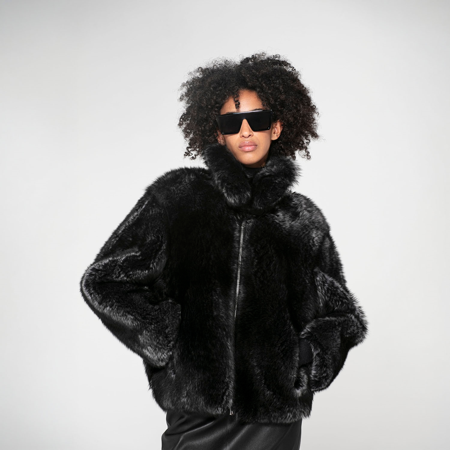 K15182 - SHEARLING HIGH COLLAR JACKET