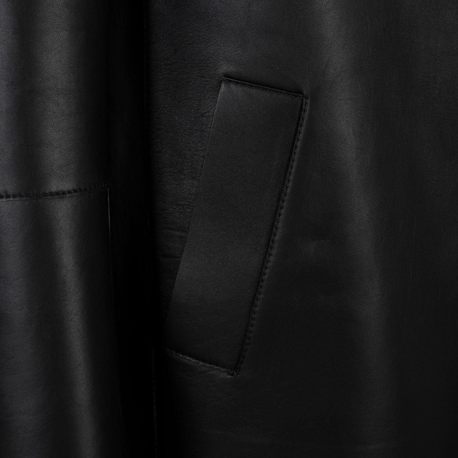 K15187- LEATHER ROUNDED BACK COAT
