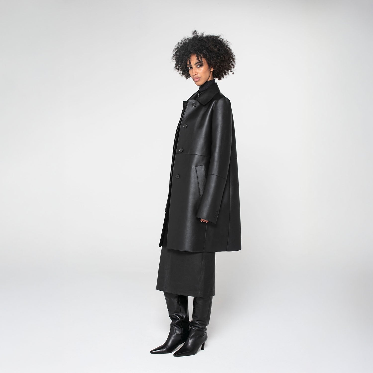 K15187- LEATHER ROUNDED BACK COAT