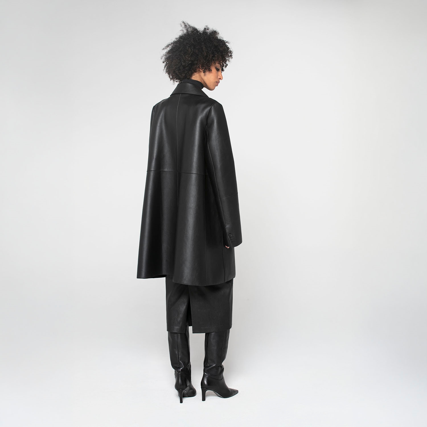 K15187- LEATHER ROUNDED BACK COAT