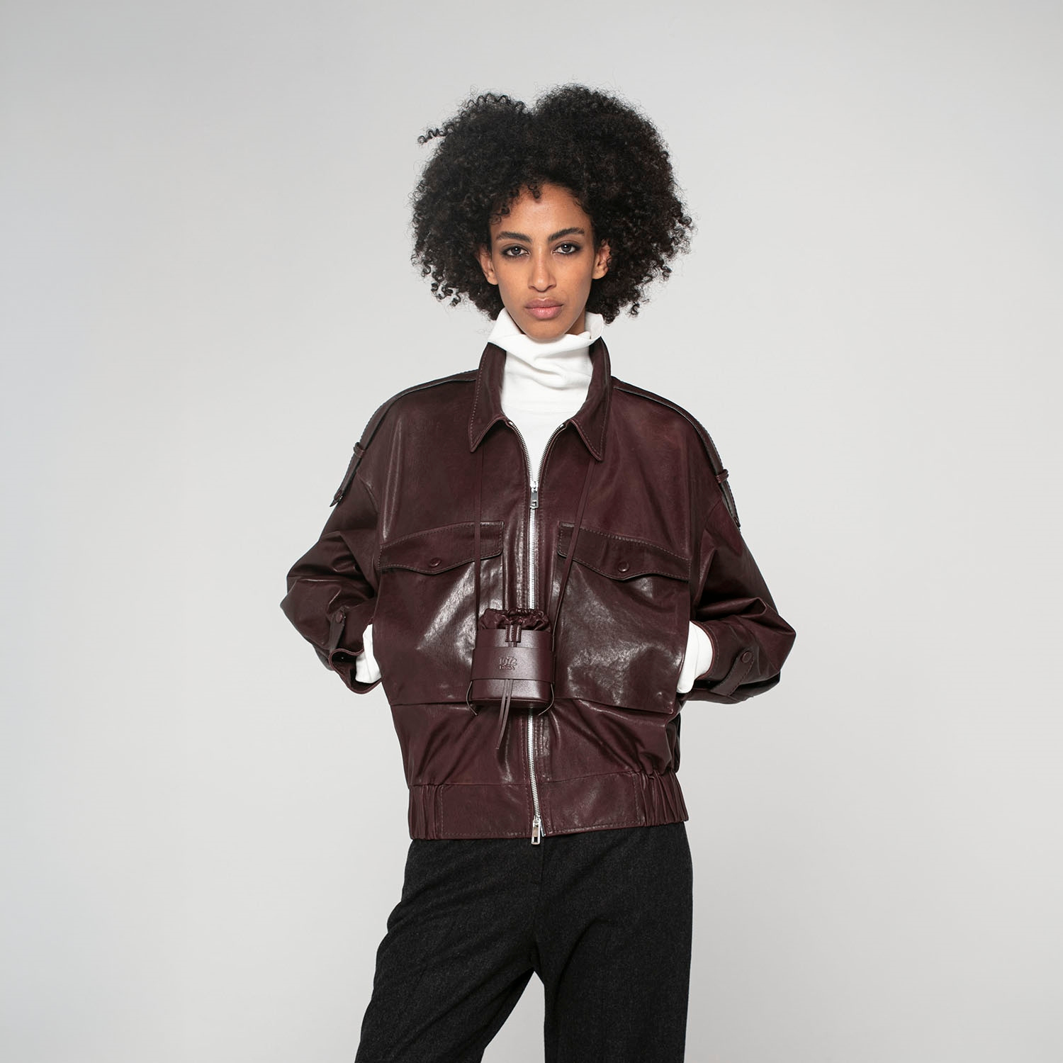 K151931 - LEATHER OVERSIZED BOMBER