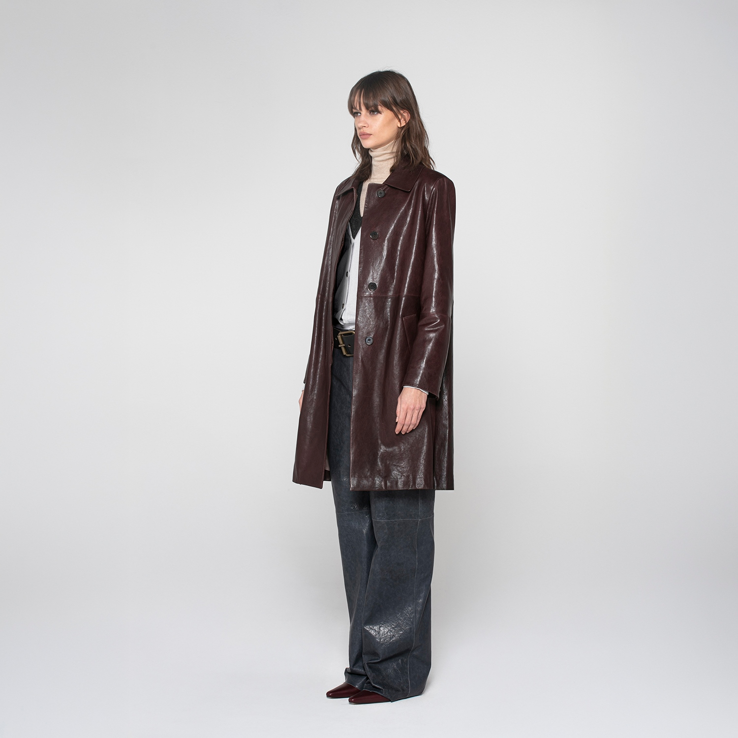 K15257 - LEATHER ROUNDED BACK COAT