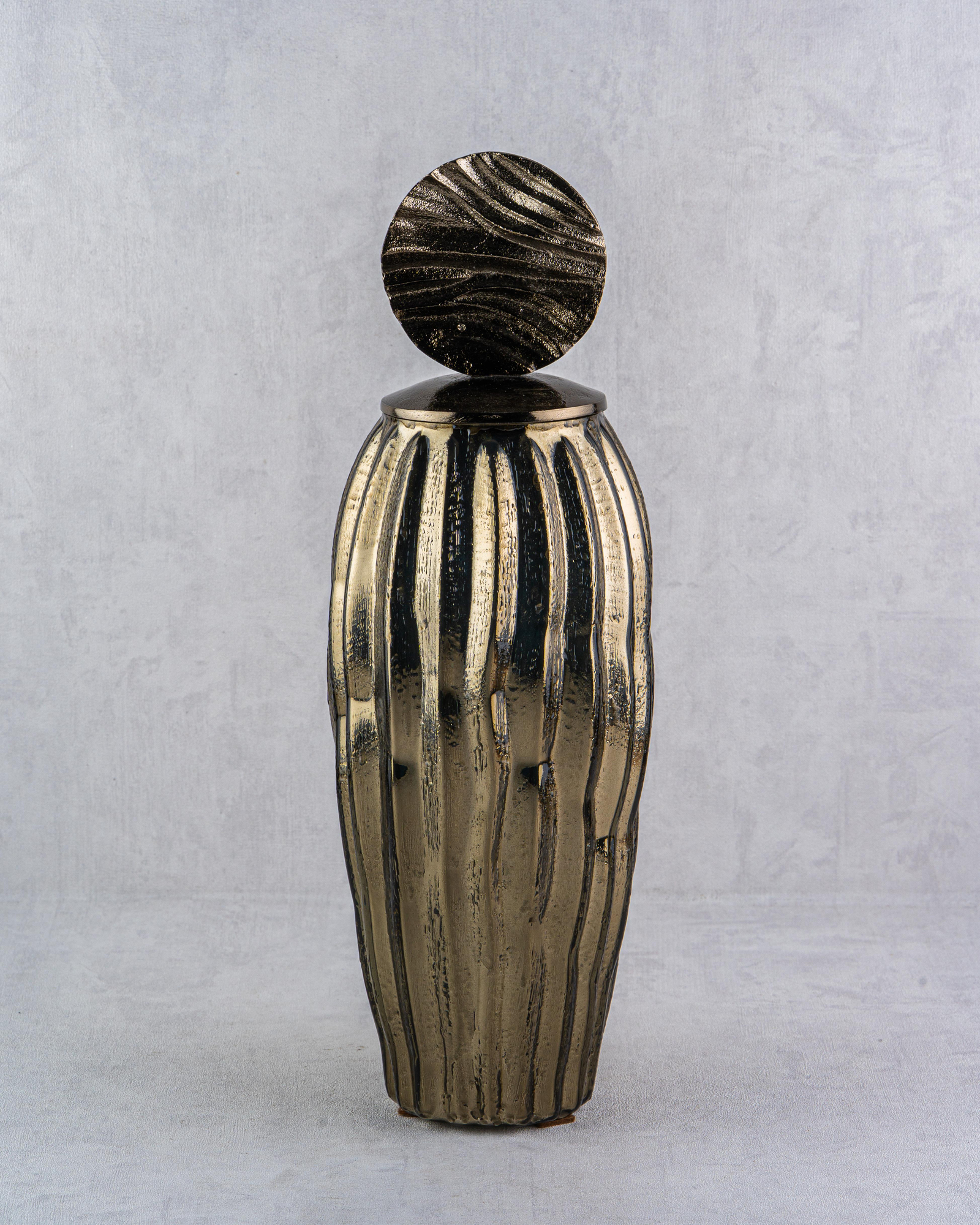 DekuvaAGED BRASS MEDIUM VASE BOTTLELAMEDORE 1PNC-52351AB