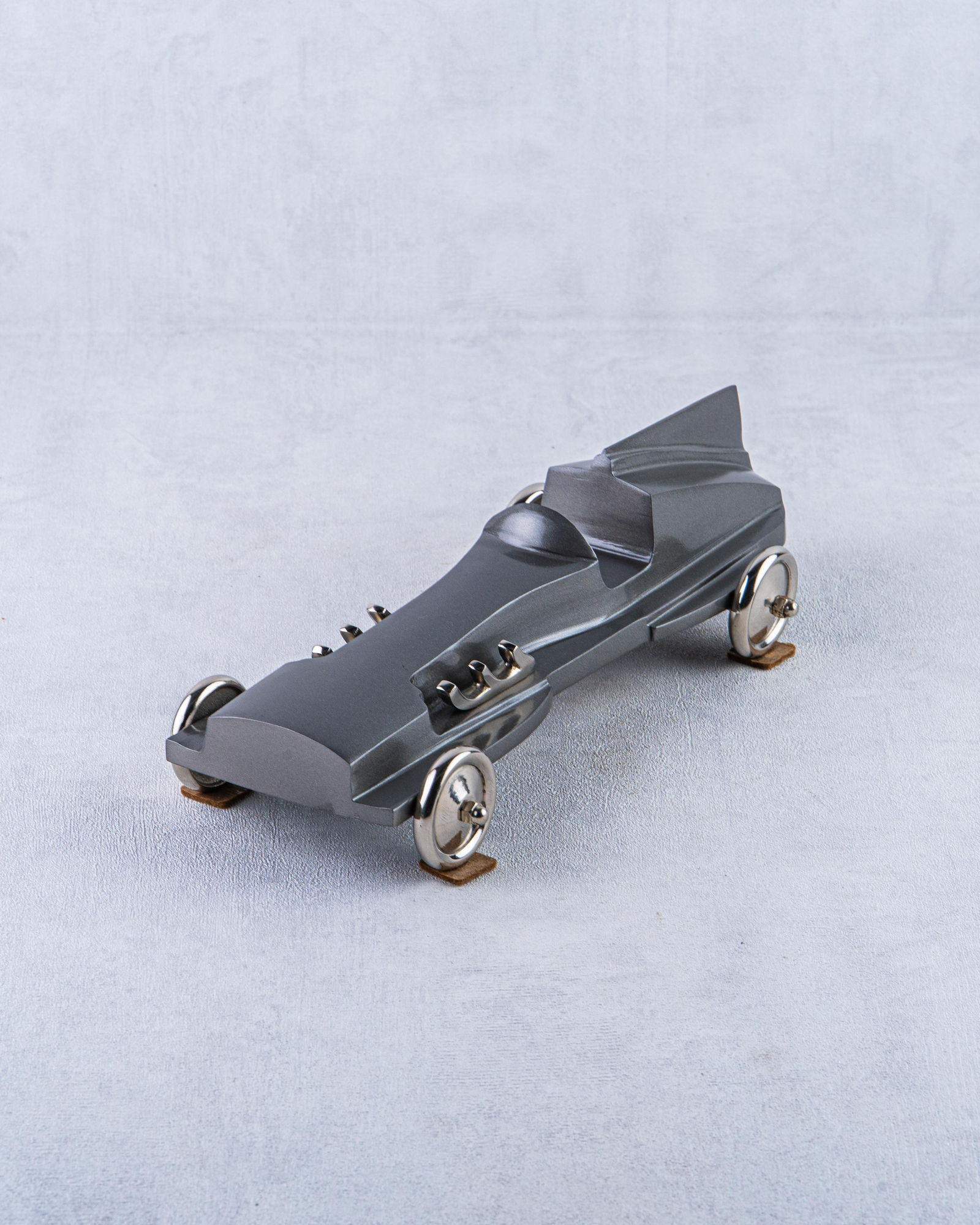 DekuvaGÜMÜŞ ARABA DEKOR OBJEMİKASA MOOR P260.361693