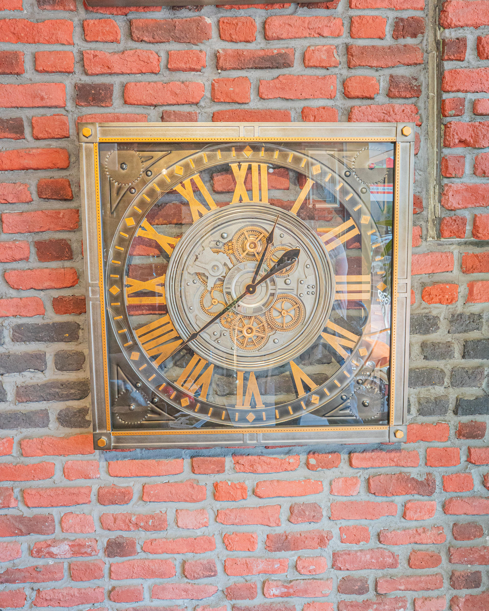 DekuvaİRON DUVAR SAATİ 80*80CMSEMBOL AKSESUAR TIME-222