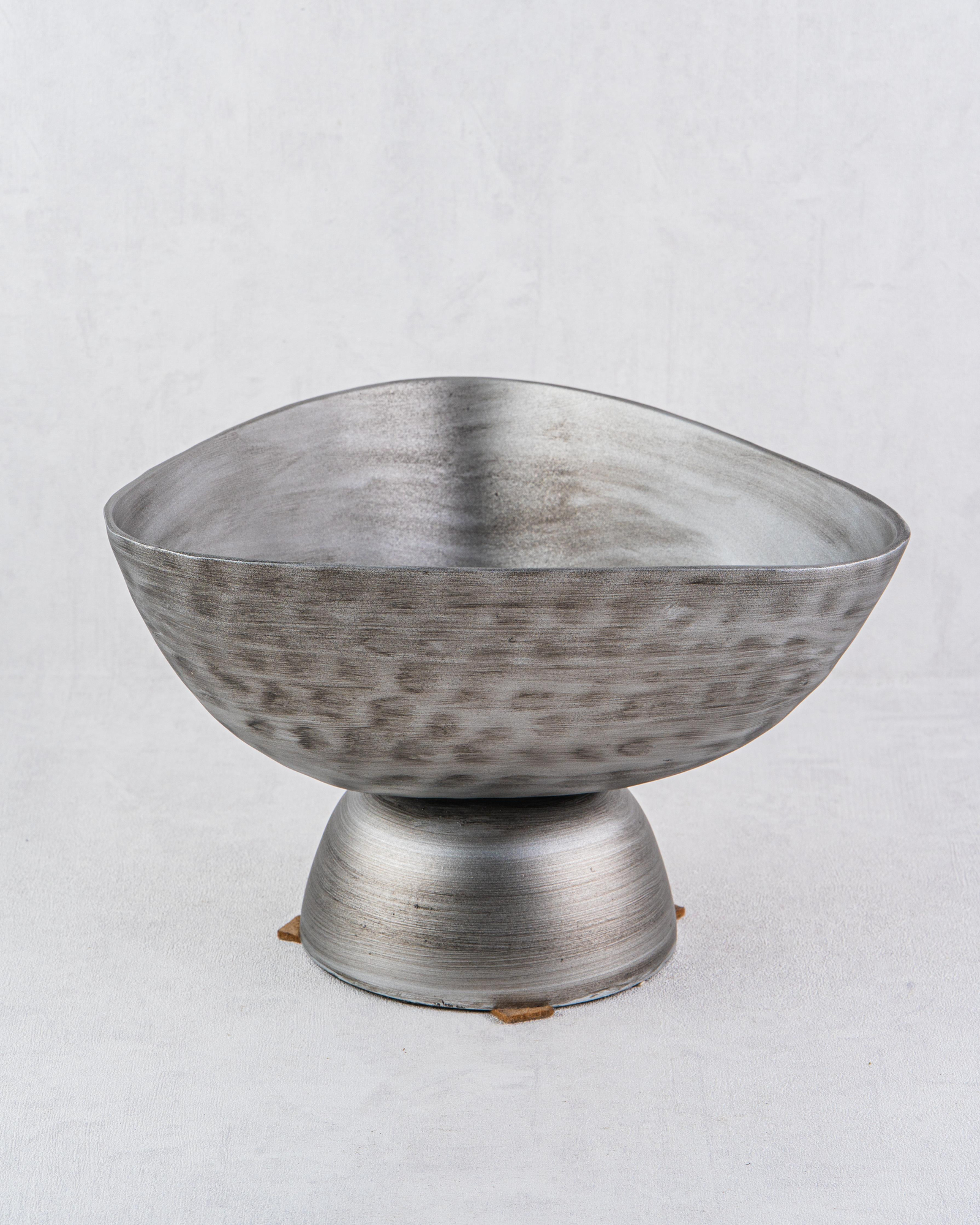 DekuvaLAMEDORE CLARA NICKEL LARGE FRUIT BOWL 29*29*18LAMEDORE 1AG-038LN