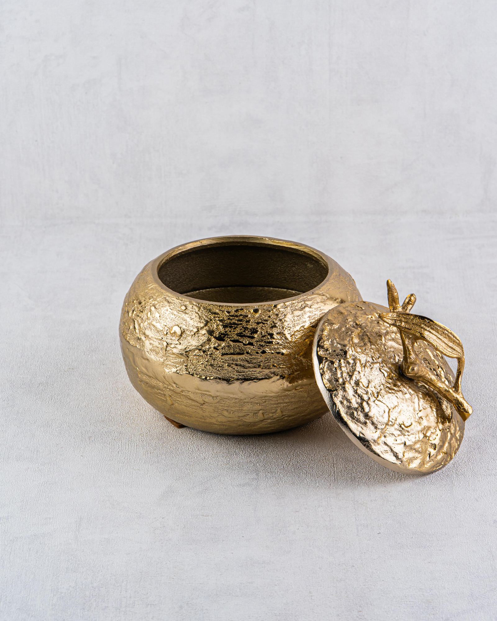 DekuvaLEAF HANDLE GOLD SMALL DECORATIVE BOXLAMEDORE 1BHT526007SG