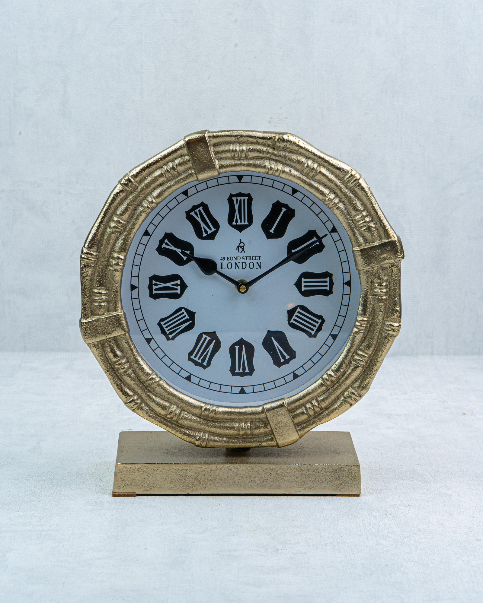 DekuvaLND YUVARLAK GOLD MASA SAATİ 2LAMEDORE 1PRG 21534G