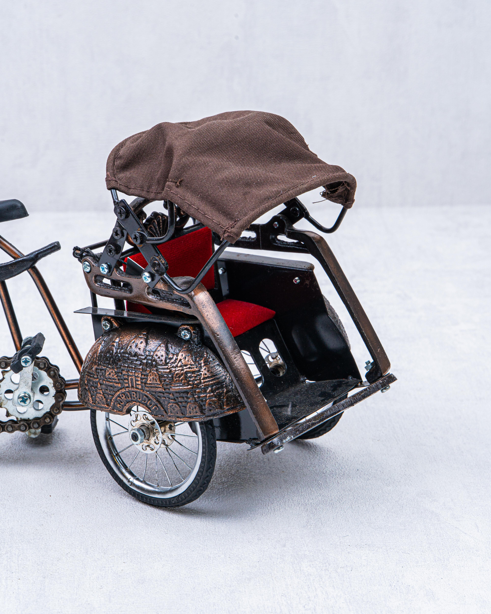 DekuvaVİP TUKTUK METAL FAYTON ORTA BOYOKÇUBEY OR2410