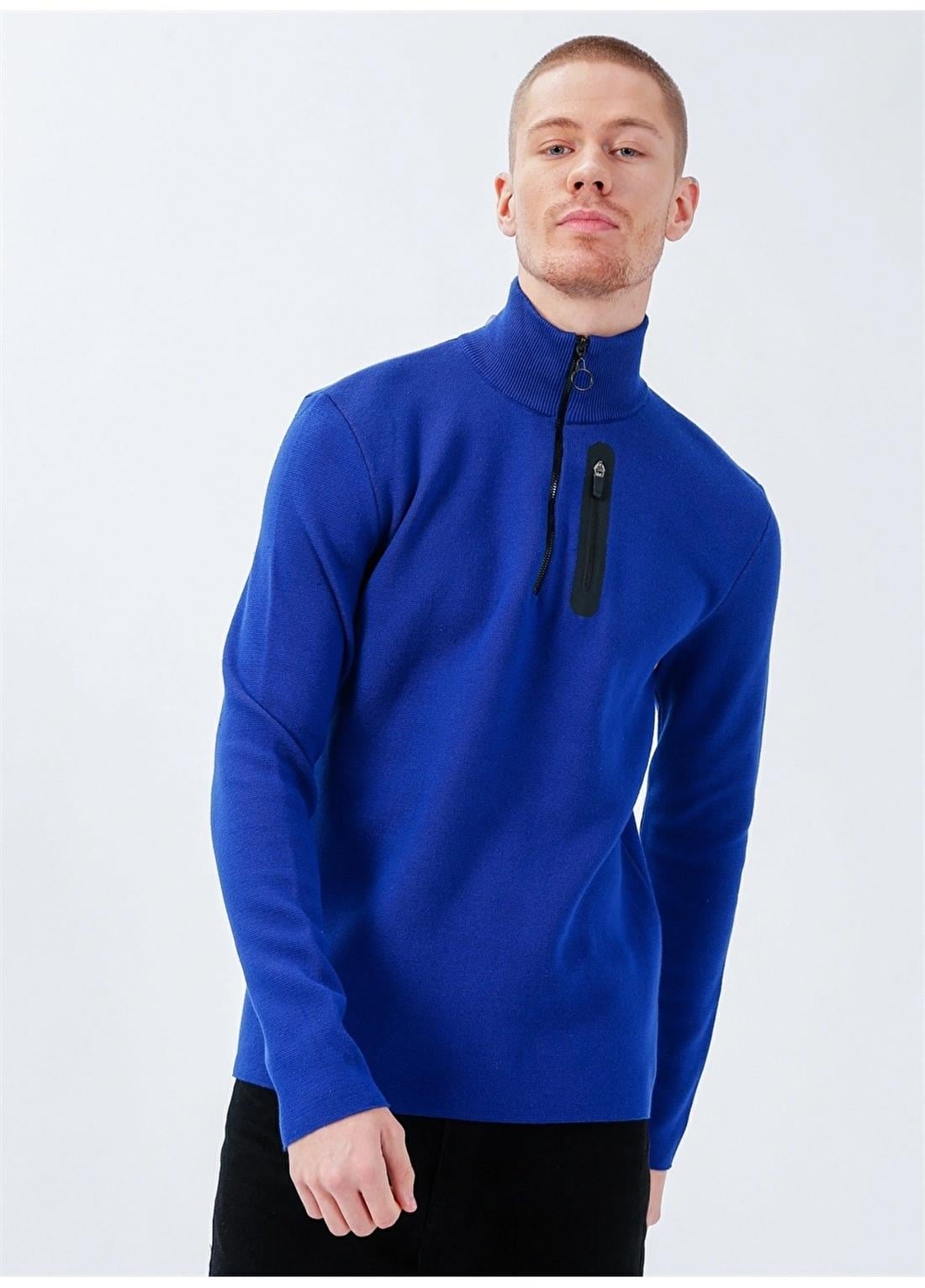 Dik Yaka Fermuar Detaylı Slim Fit Erkek Kazak