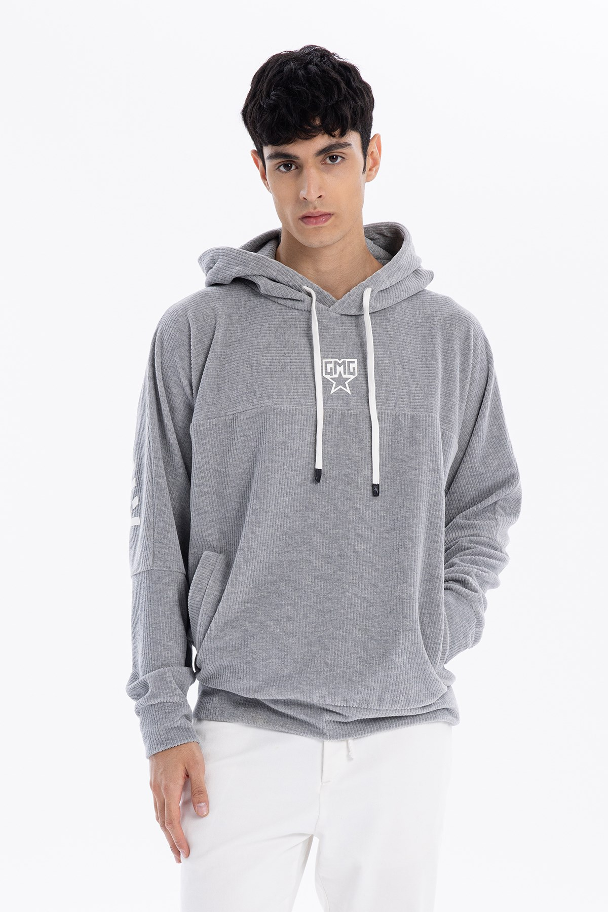 Kapüşonlu Baskı Detaylı Kadife Erkek Sweatshirt