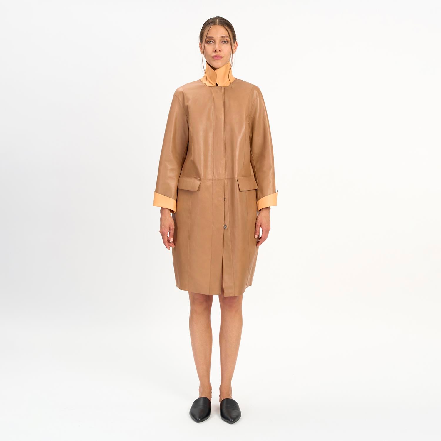K14410 | LEATHER EGG-SHAPED REVERSIBLE COAT