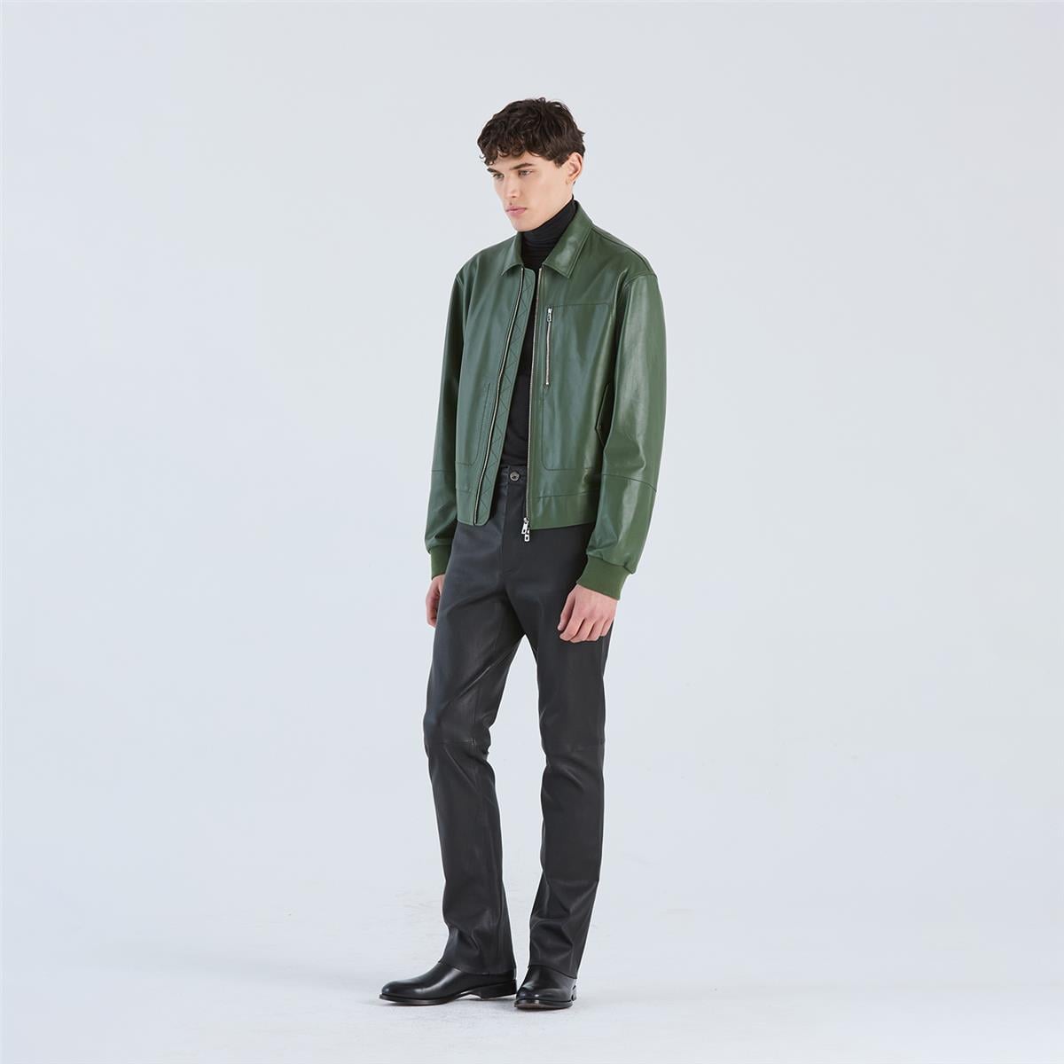 K14685 | Bomber Jacket