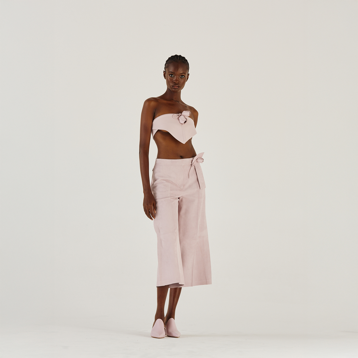 K14914 | LEATHER CROPPED TRAPEZE PANTS