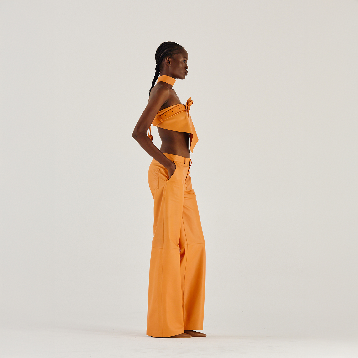 K14915 | LEATHER STRAIGHT LEG PANTS