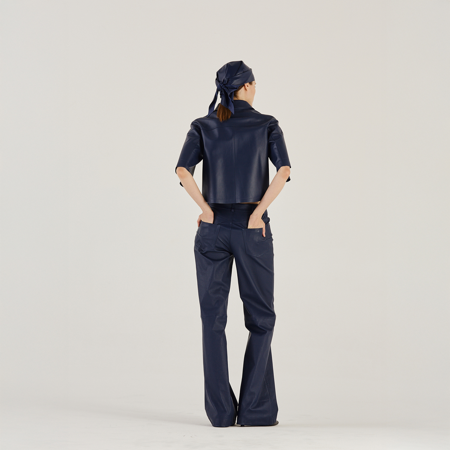 K14917 | LEATHER CROPPED PYJAMA SHIRT