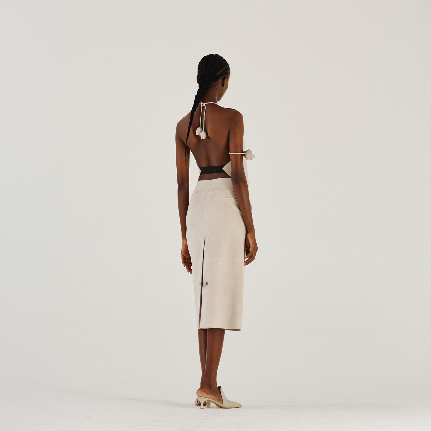 K14922_ | LEATHER APRON TOP