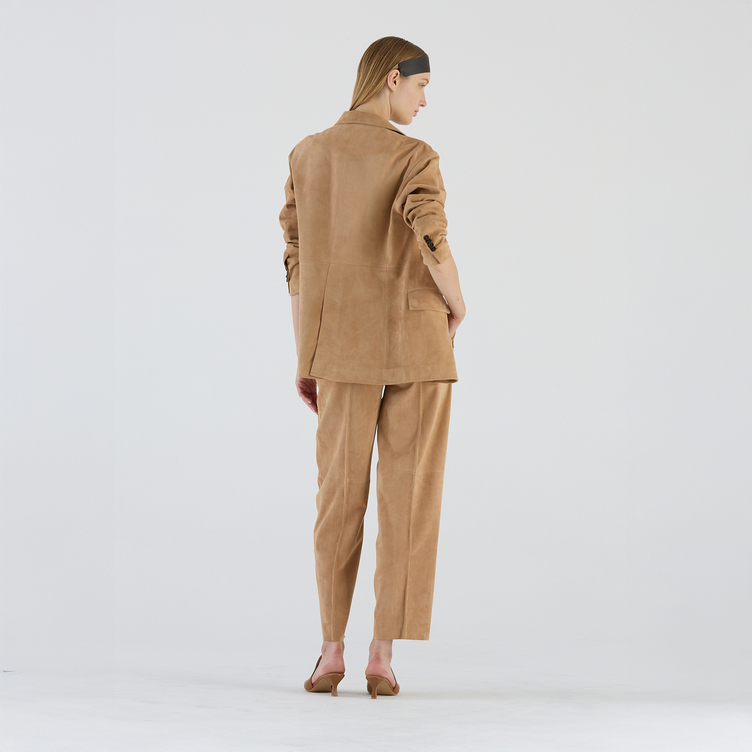 K14925 | LEATHER ROUNDED LEG PANTS