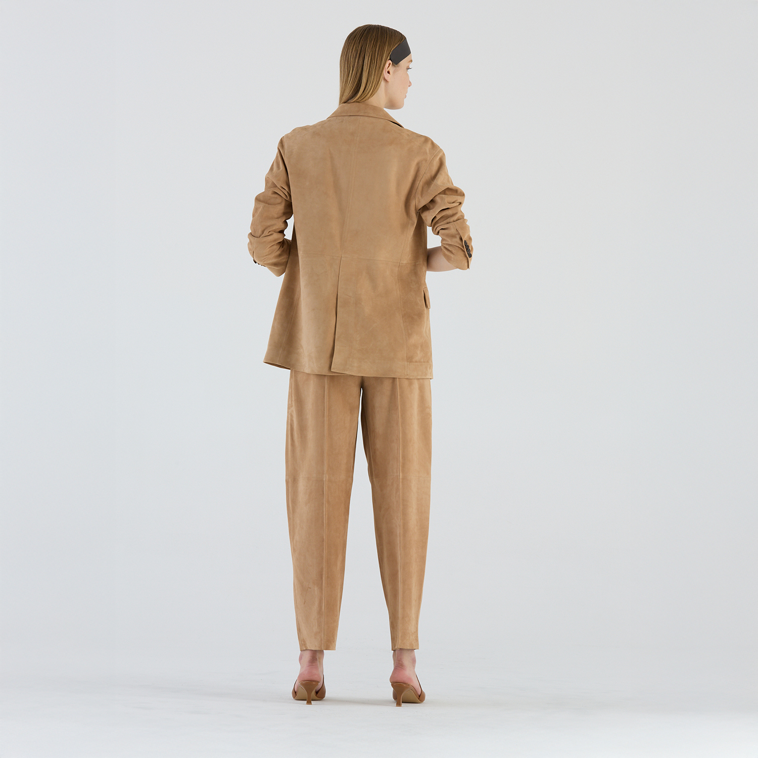 K14925 | LEATHER ROUNDED LEG PANTS