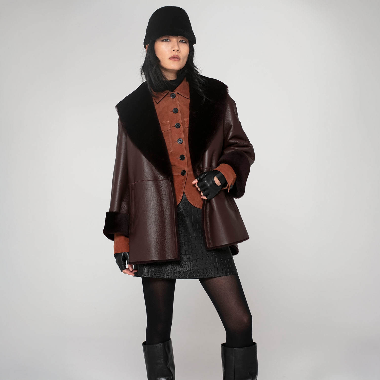 K15176- SHEARLING CAPE CABAN