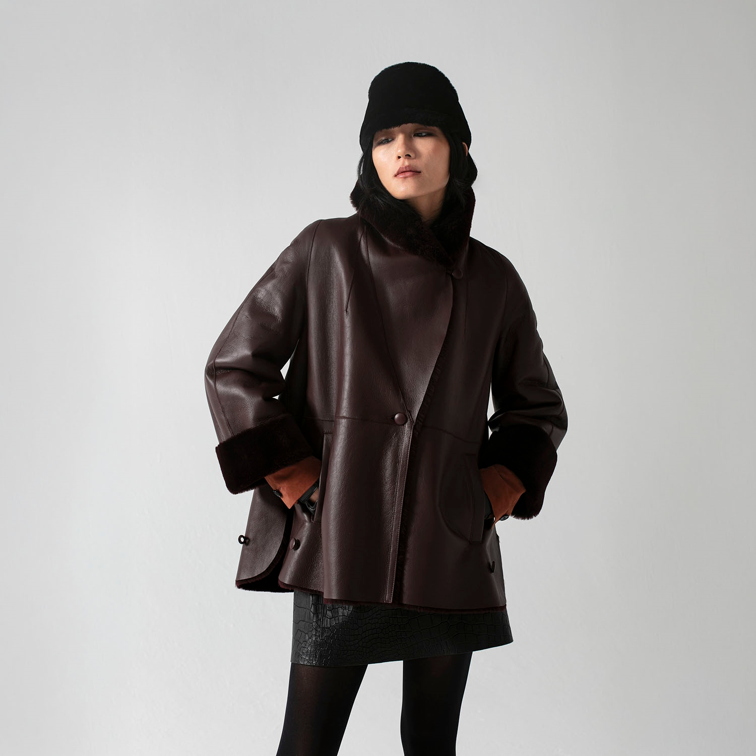 K15176- SHEARLING CAPE CABAN