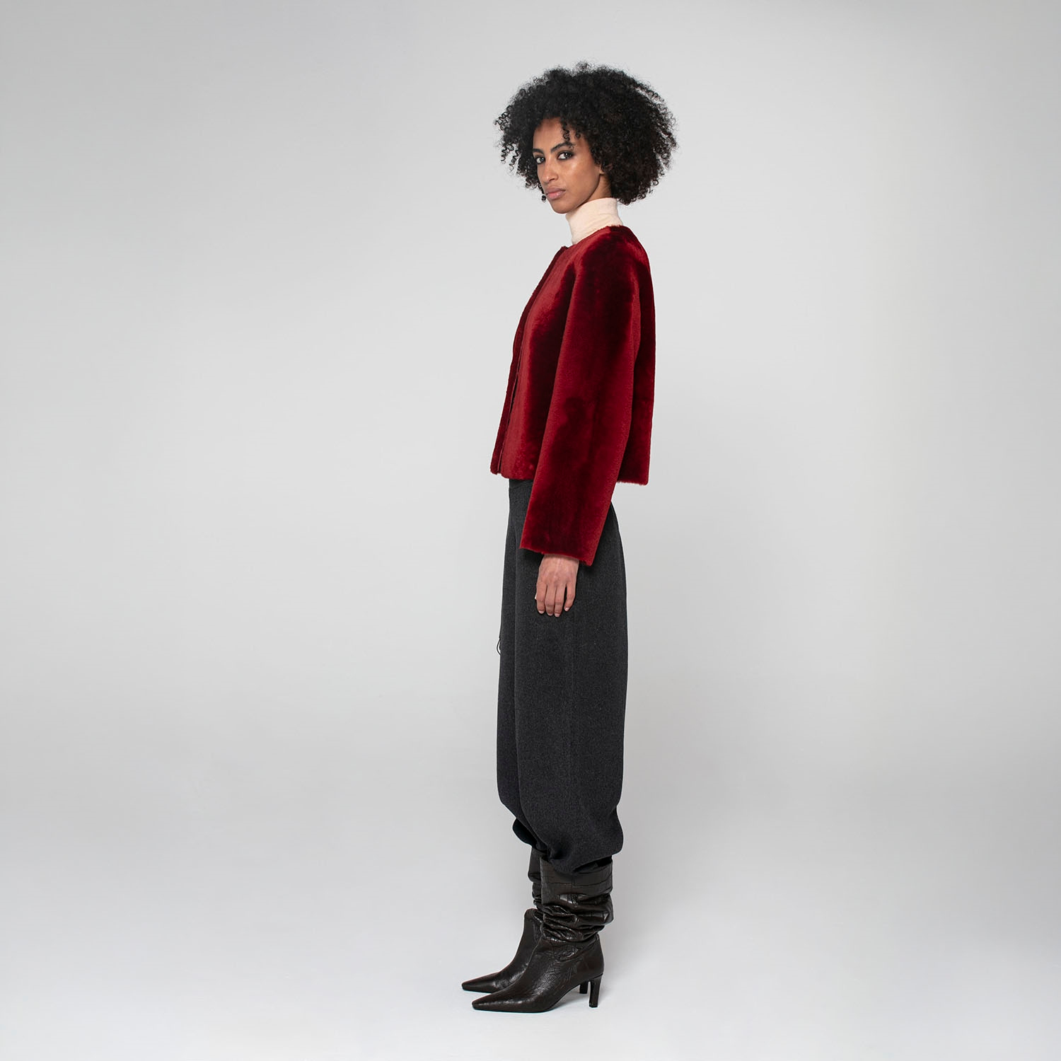 K15180 - REVERSIBLE ROUND NECK SHEARLING