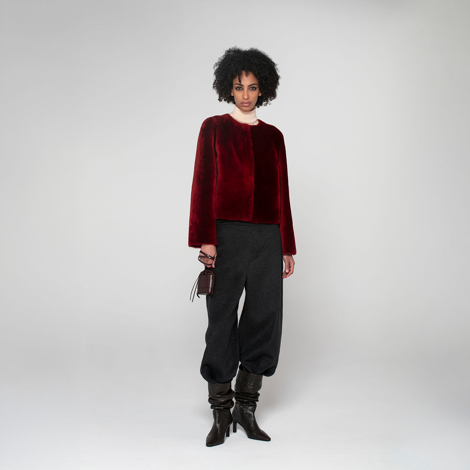 K15180 - REVERSIBLE ROUND NECK SHEARLING