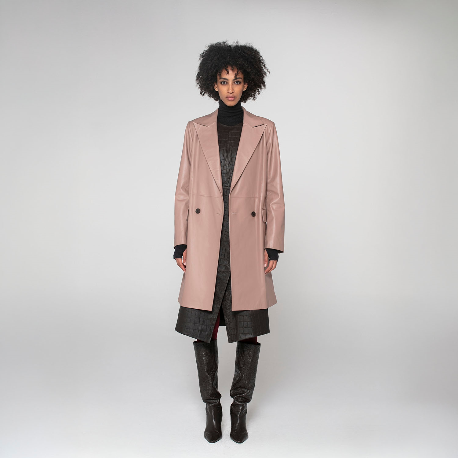 K15189 - LEATHER DOUBLE-BREASTED COAT