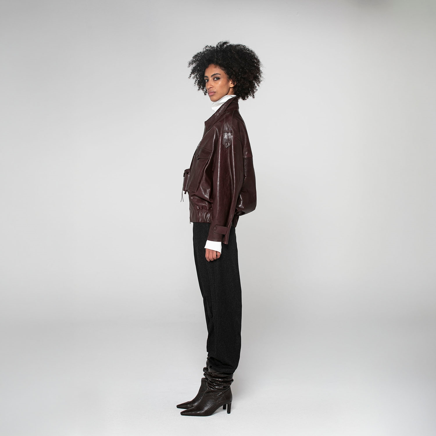 K151931 - LEATHER OVERSIZED BOMBER