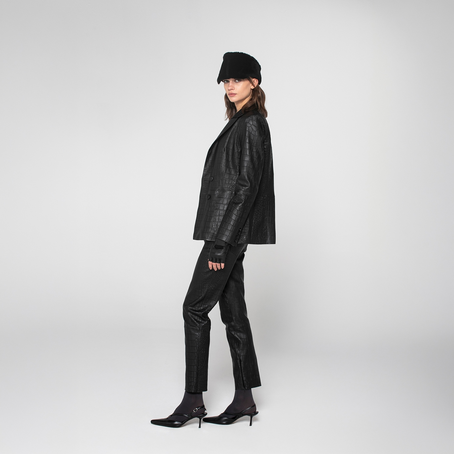 K151991- LEATHER DOUBLE- BREASTED BLAZER