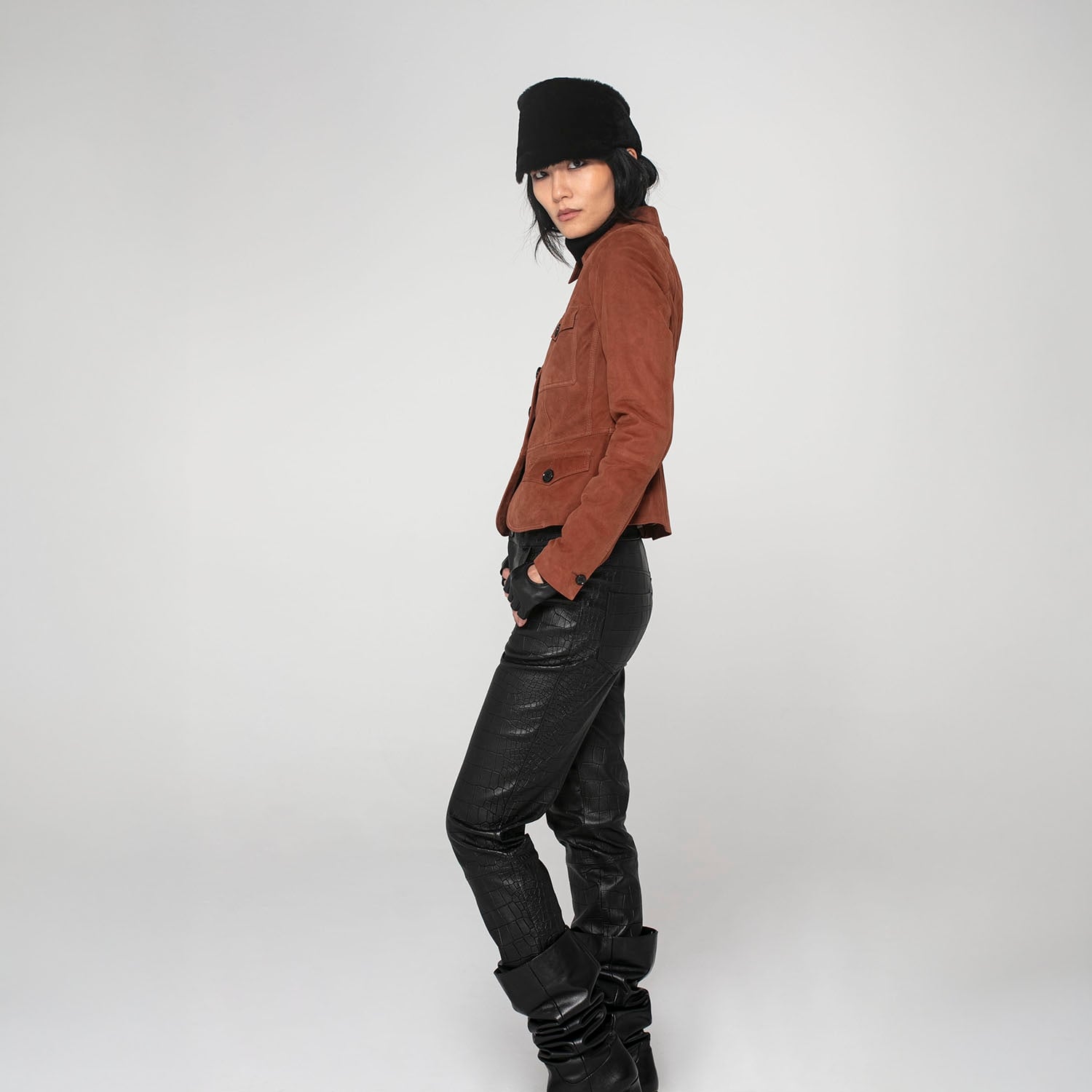 K152001 - LEATHER MINI FIELD JACKET