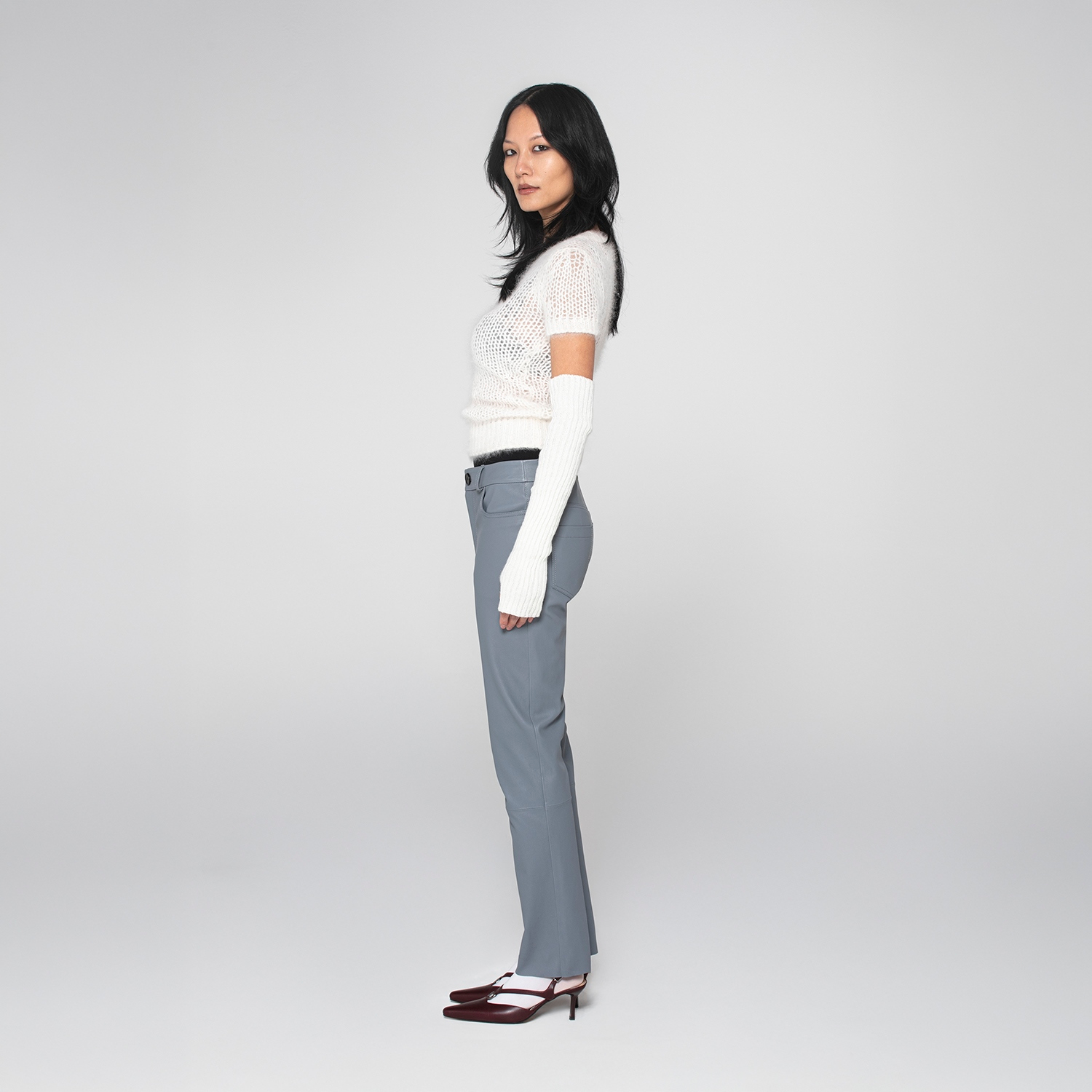 K15213 - LEATHER TIGHT CAPRI STRETCH TROUSERS
