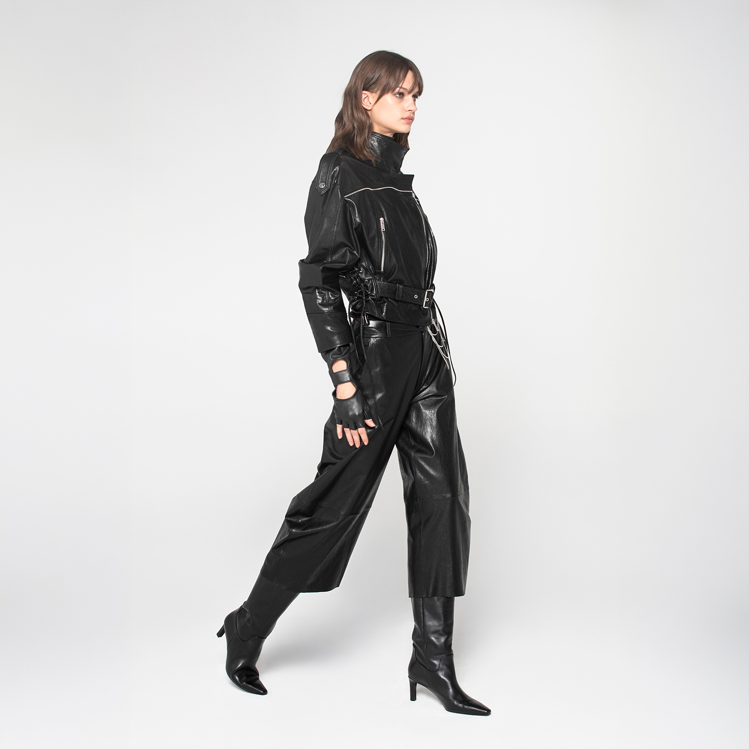 K15214 - LEATHER CROPPED ROUNDED TROUSERS