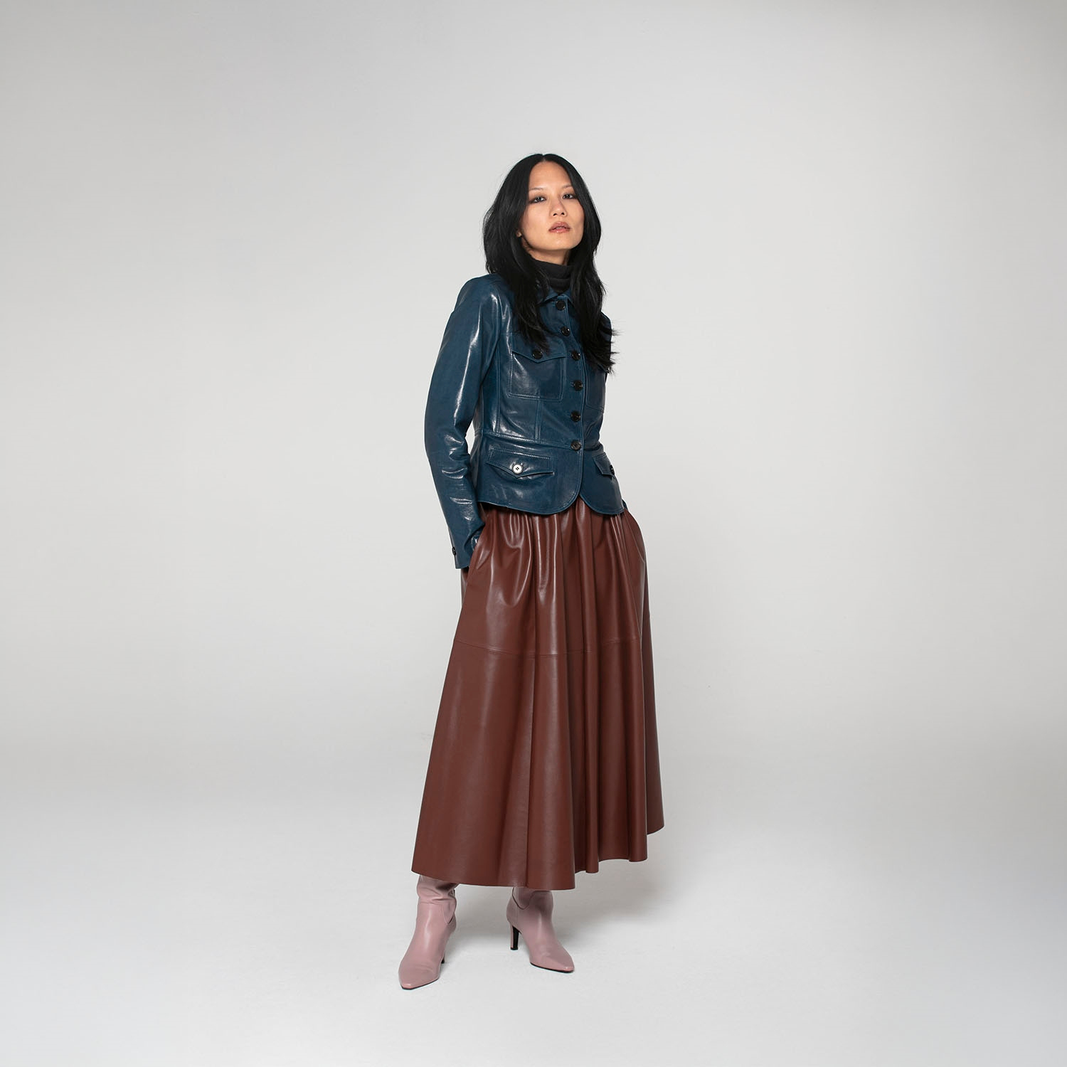 K15215 - LEATHER ROUTE SKIRT WITH ELASTIC
