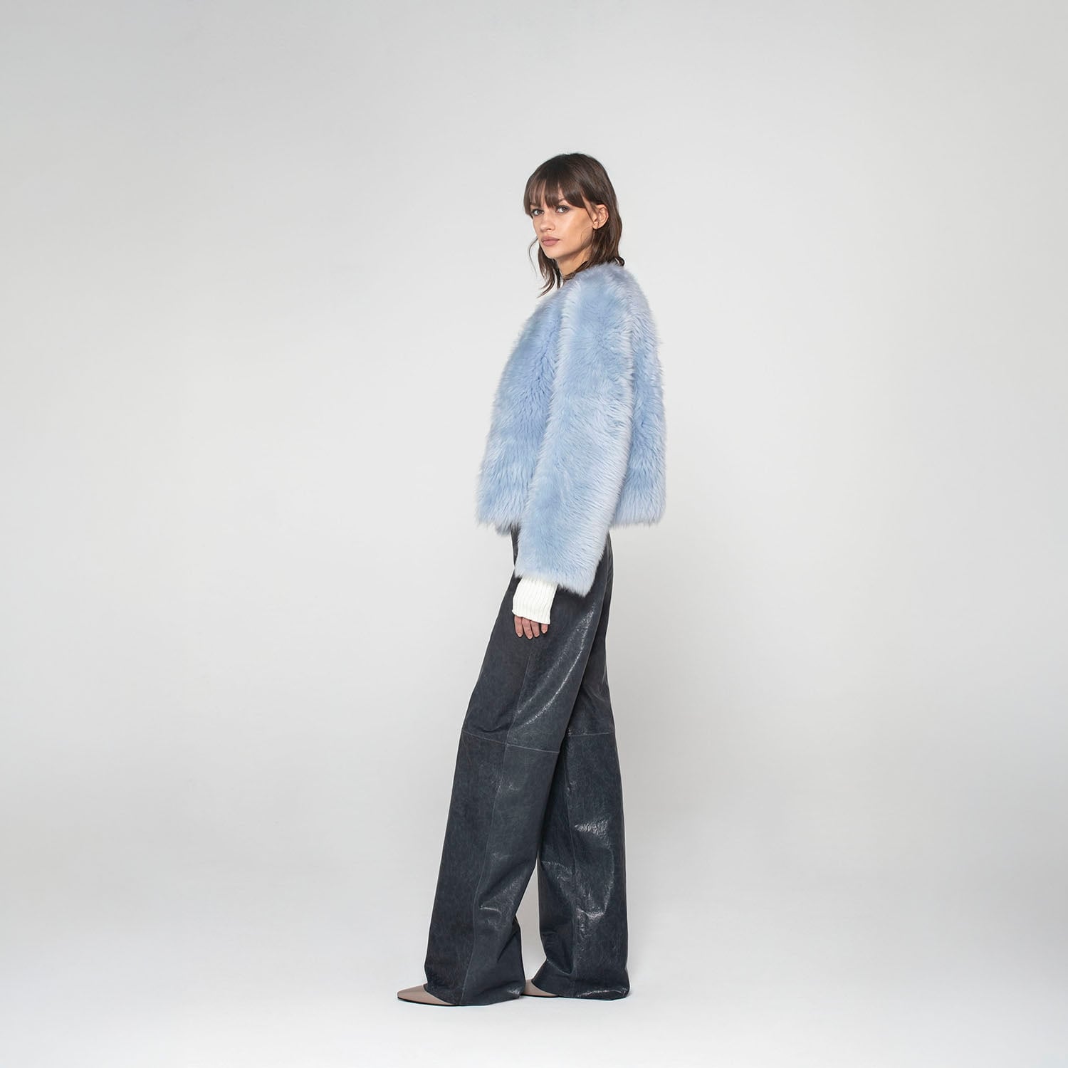 K15291 - ROUND NECK SHEARLING