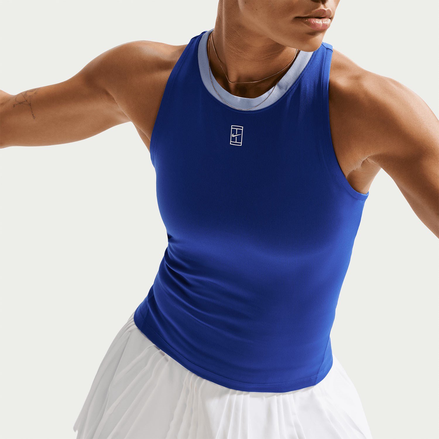 NikeCourt Advantage Dri-FIT Kadın Tenis Atleti